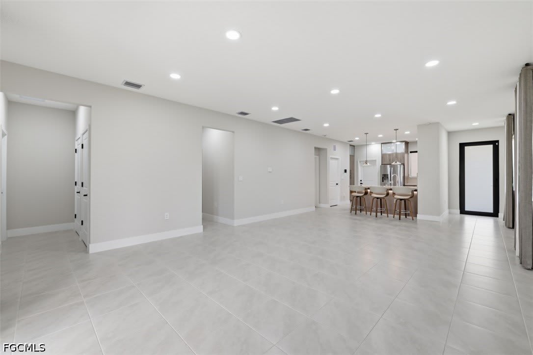 5069 Penella Avenue – photo 3