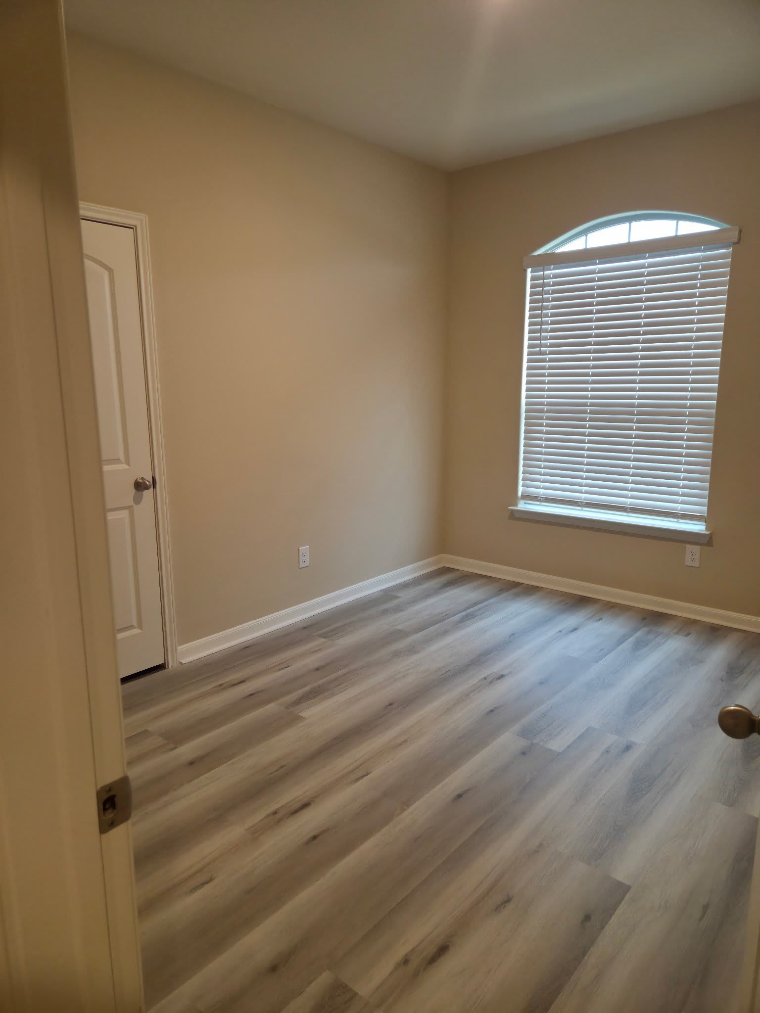 1898 Sandalwood Way – photo 5