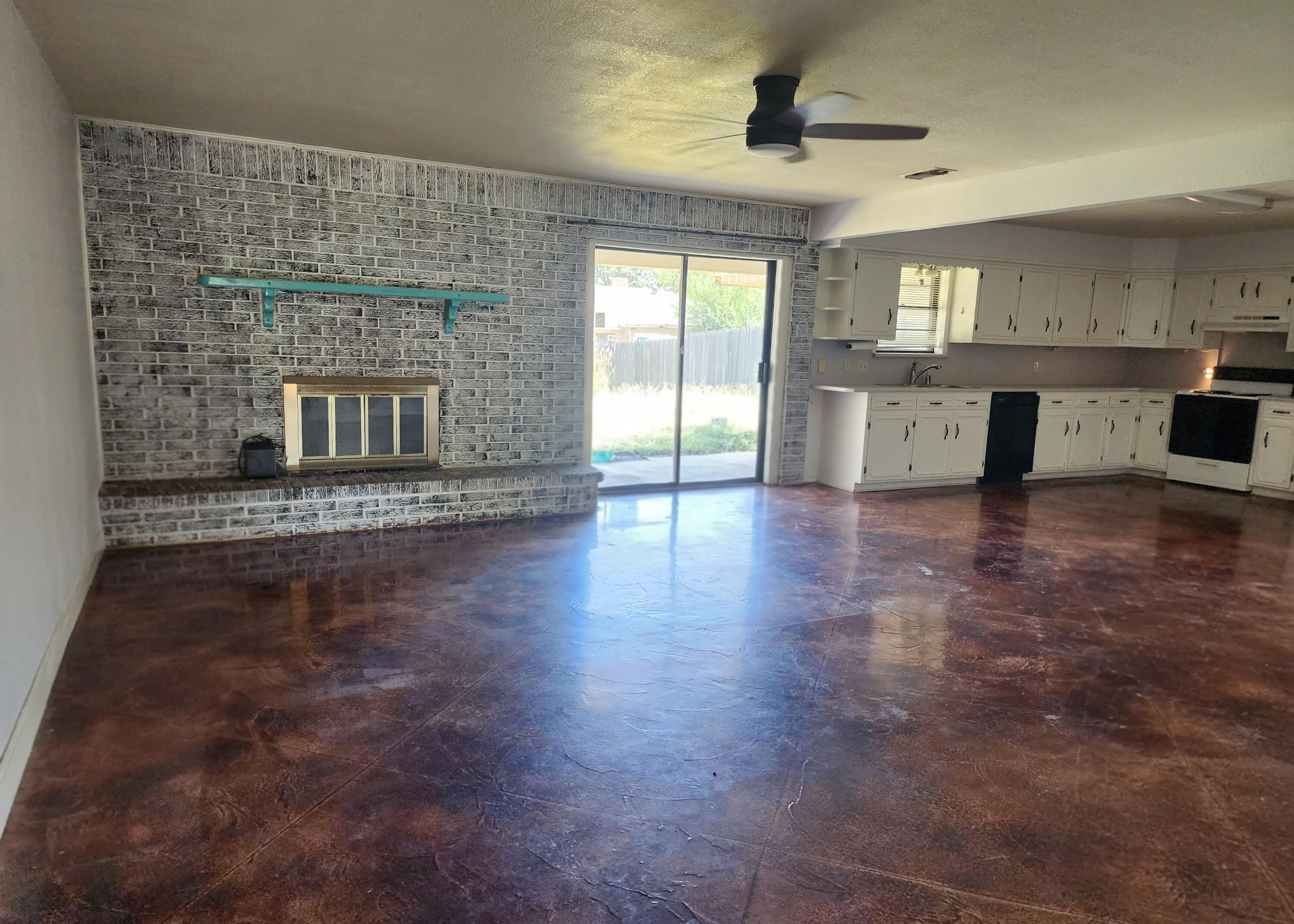 3218 Canyon Creek Drive – photo 2