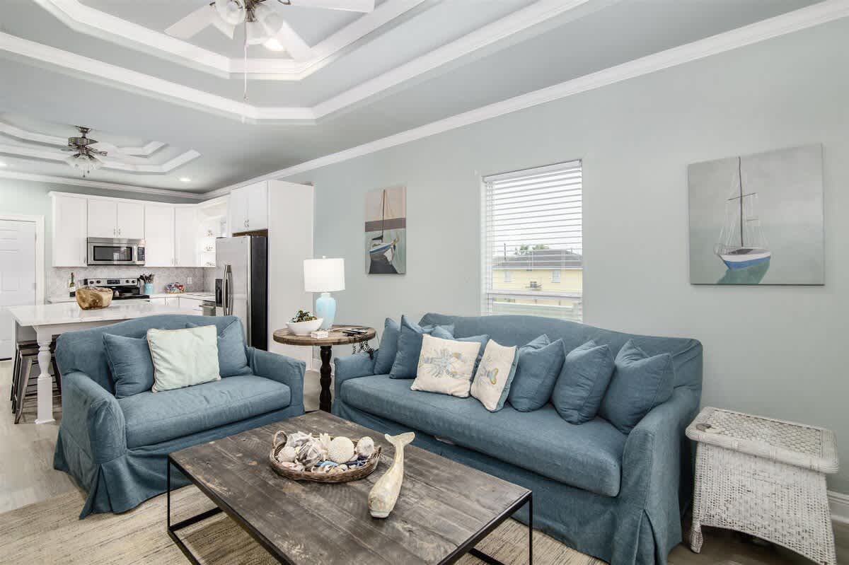 986 Bahama Dr. – photo 4