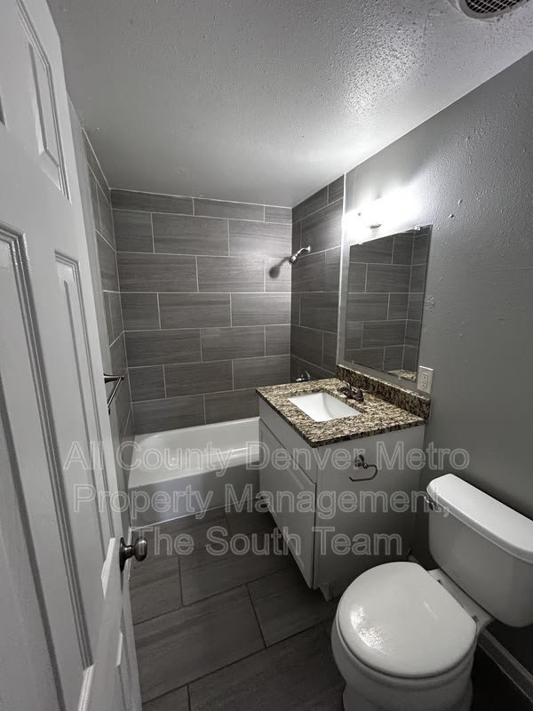 1720 Chester – photo 5