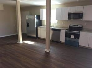 4211 DOWNMAN Road – photo 2