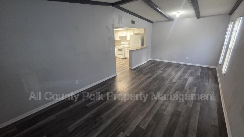 3039 Saint Paul Dr. – photo 3