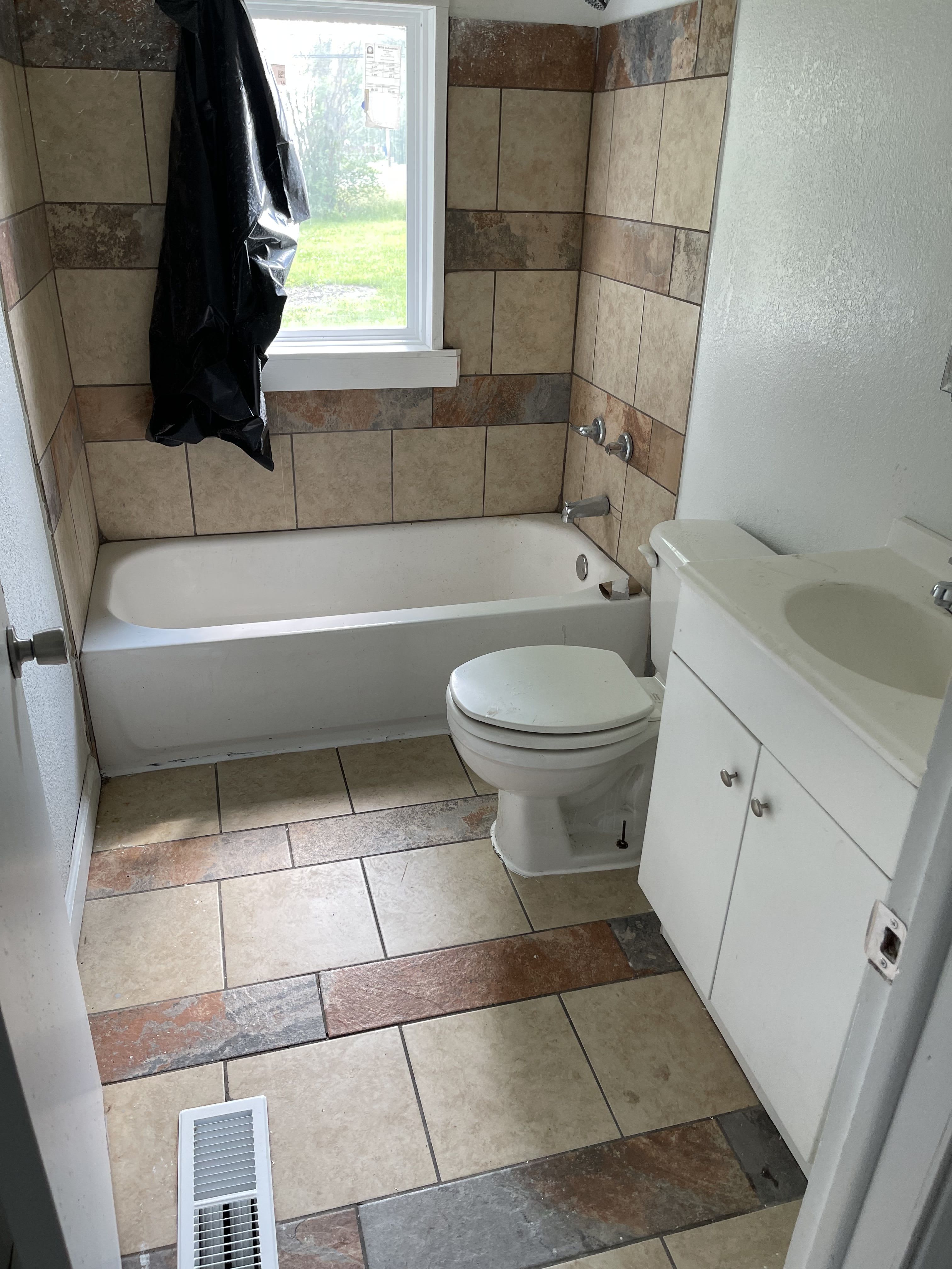 1734 Doris Avenue – photo 4