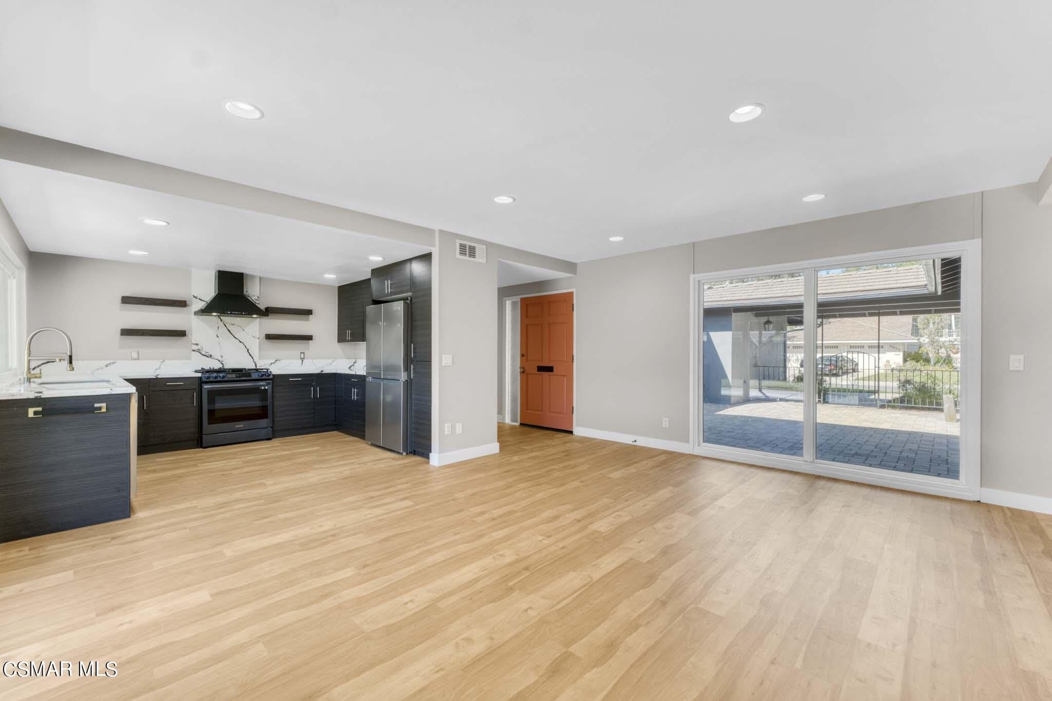 32004 Grenville Court – photo 5