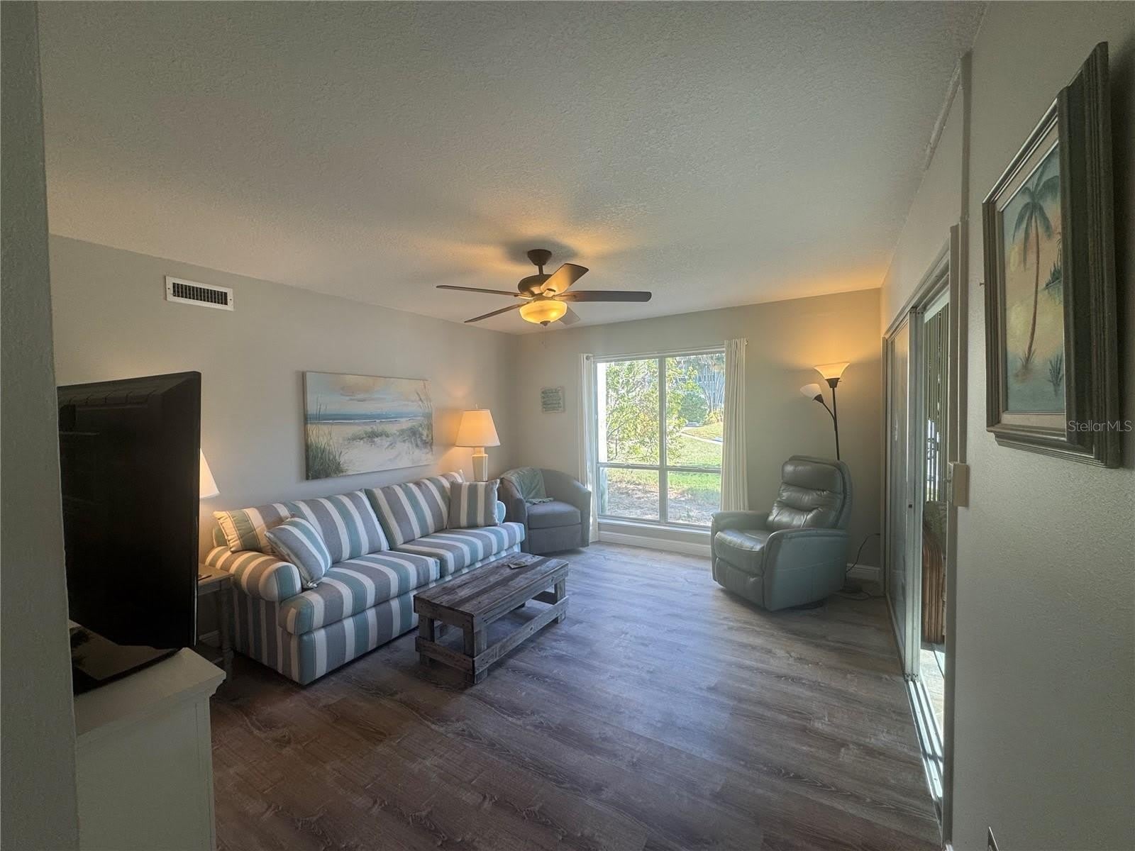 621 Windrush Bay Drive – photo 5
