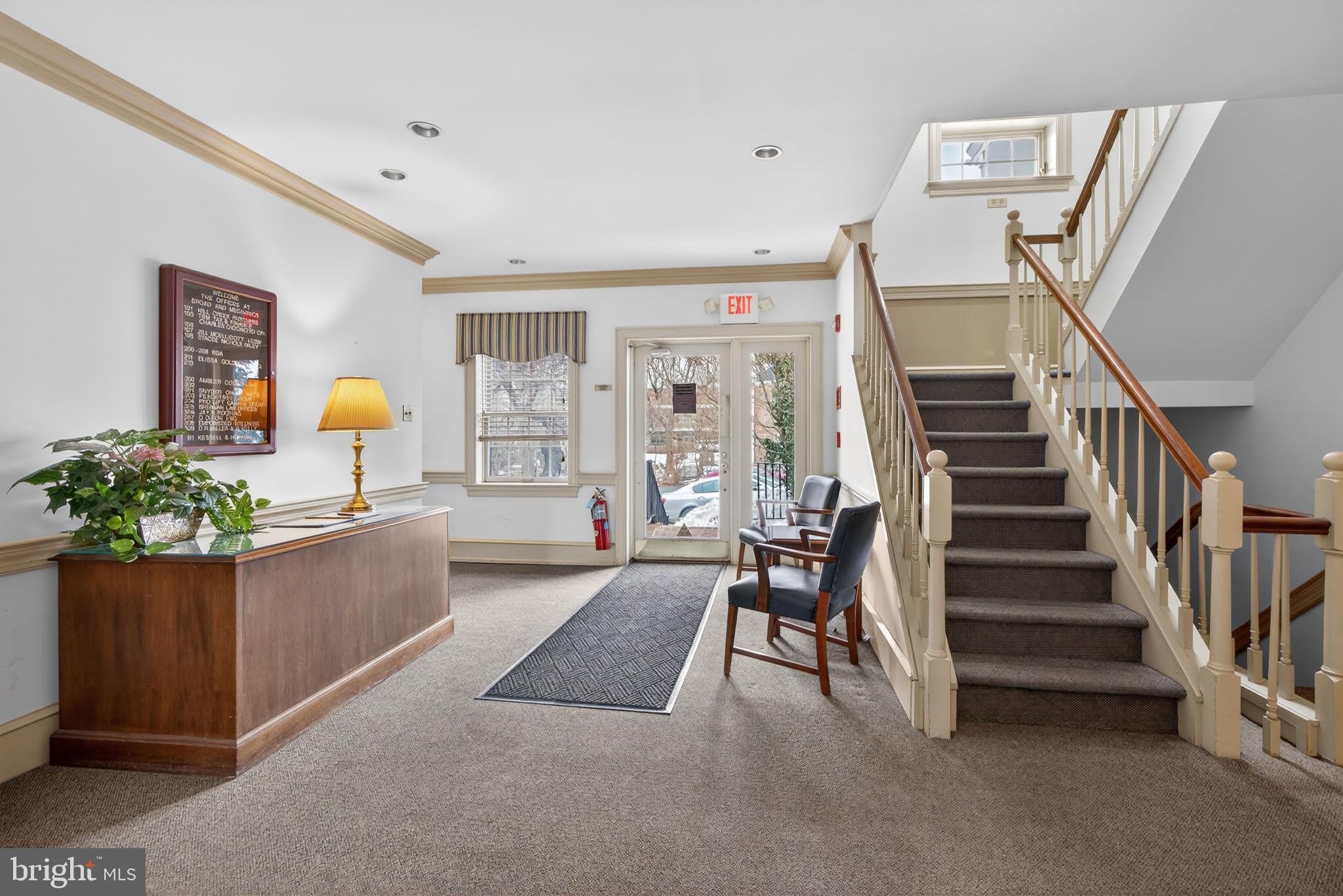 111 N BROAD Street – photo 4
