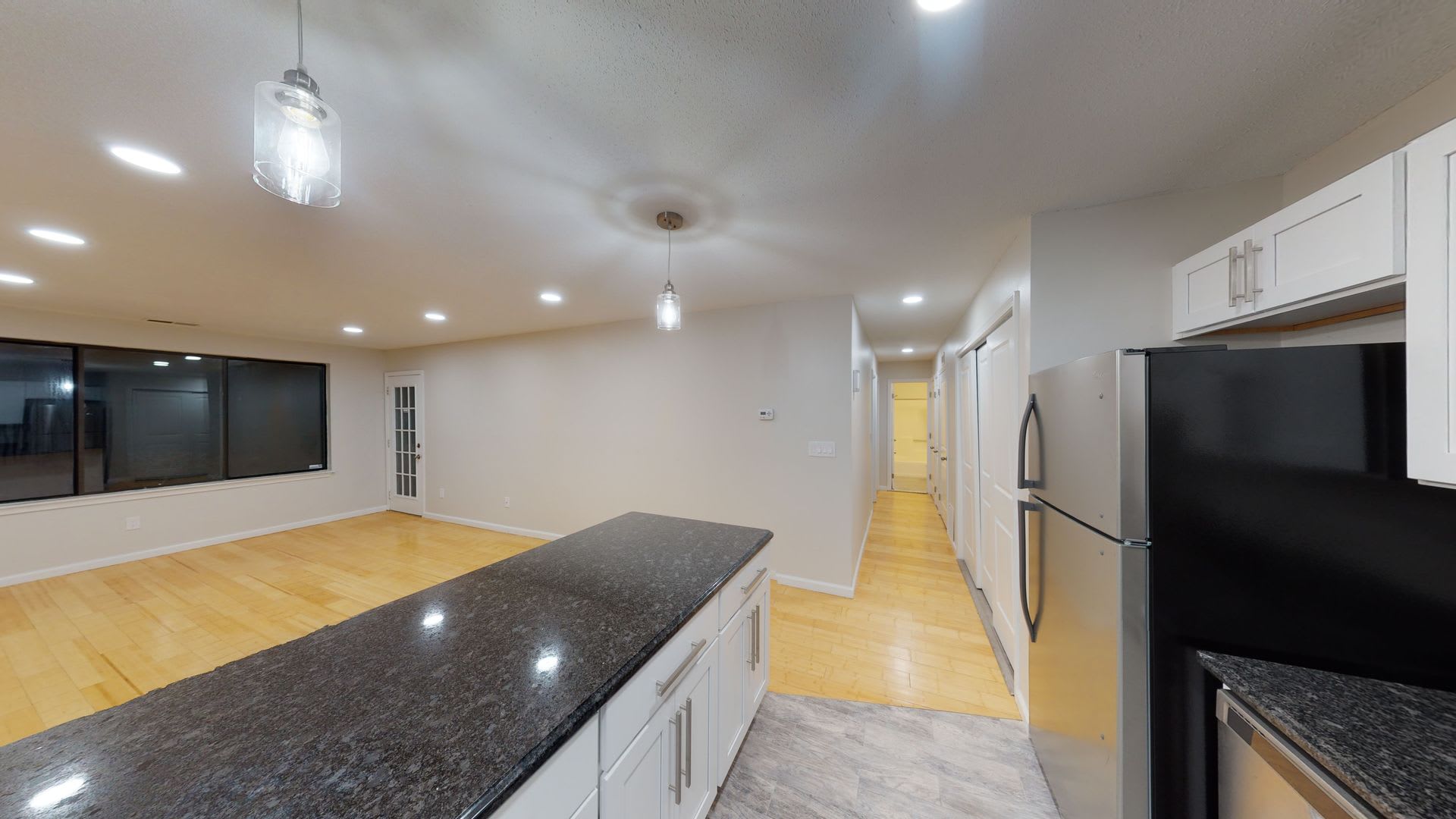 Spacious 2 Bedroom Condo With 2 Bathrooms – photo 4