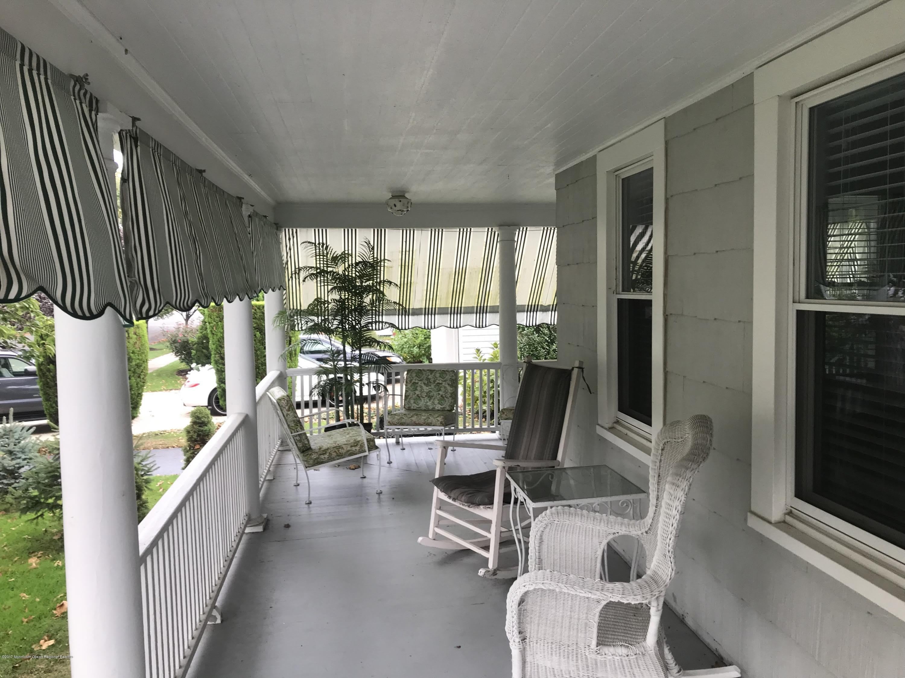 407 Jersey Avenue – photo 2