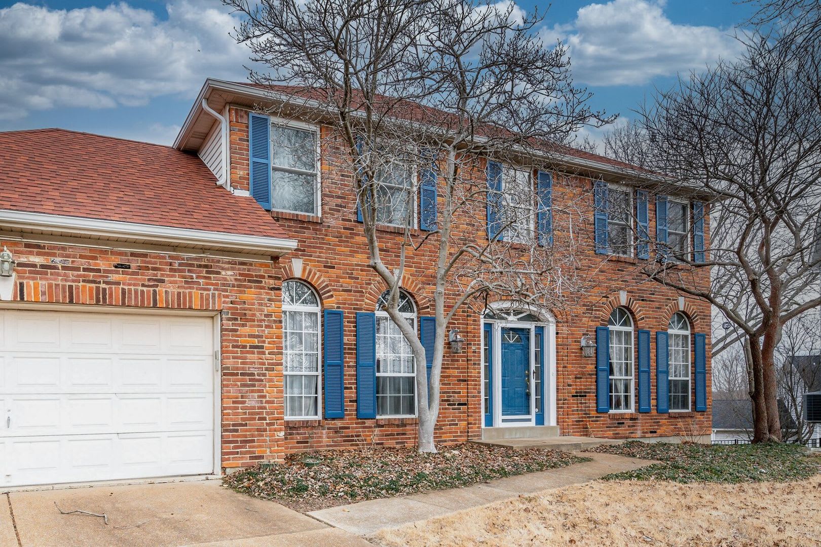 Spacious Parkway South Home with Walk-Out Basement & Large Backyard – photo 4