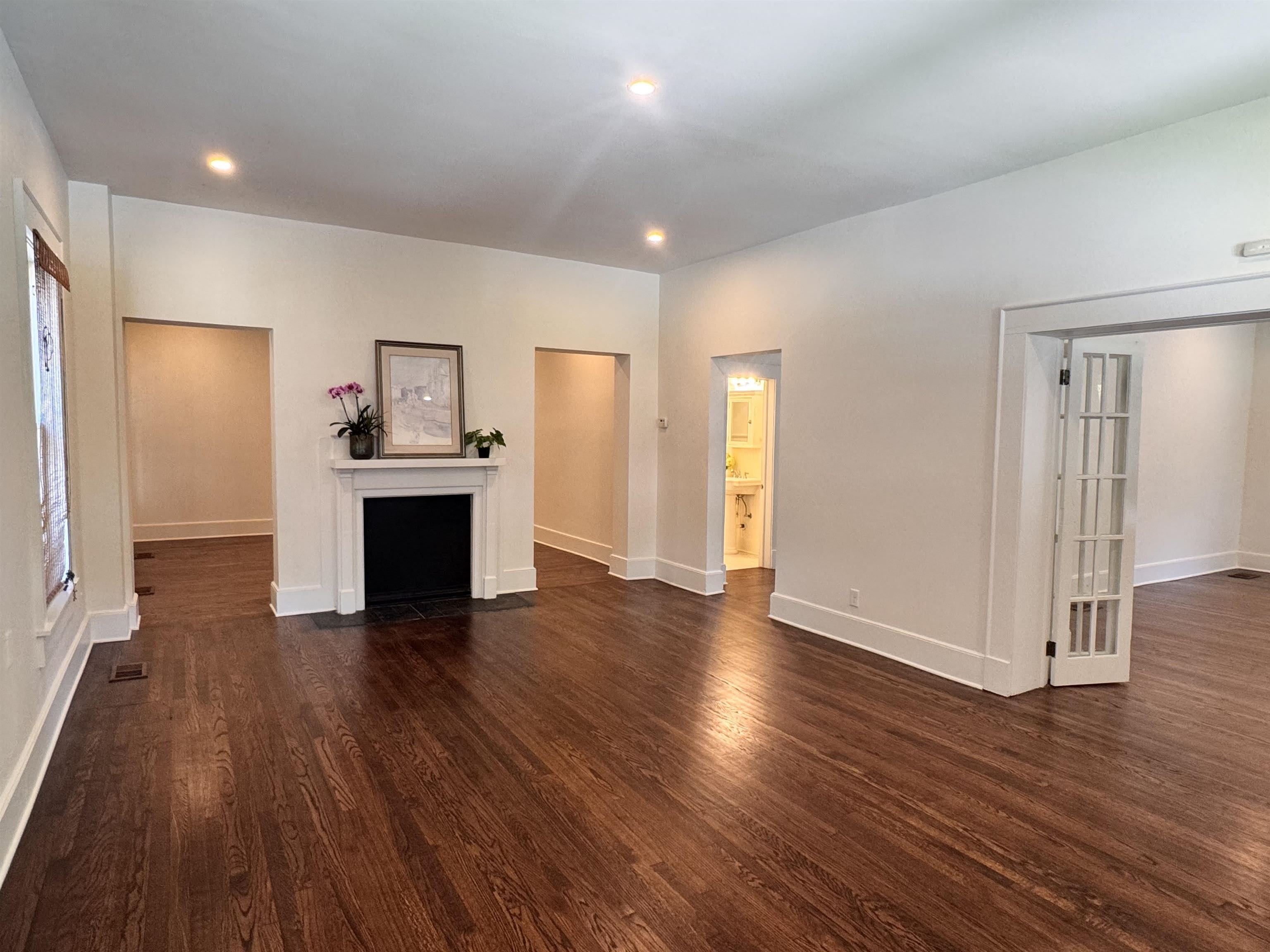 264 N MCNEIL St – photo 4