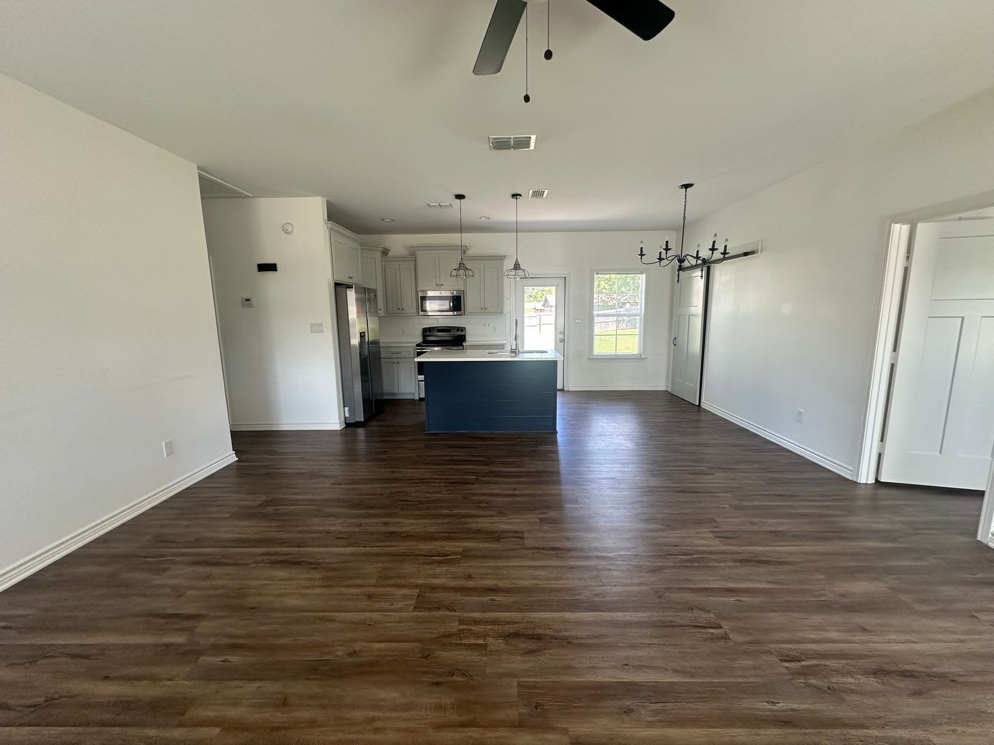 205 Gordon St. – photo 2