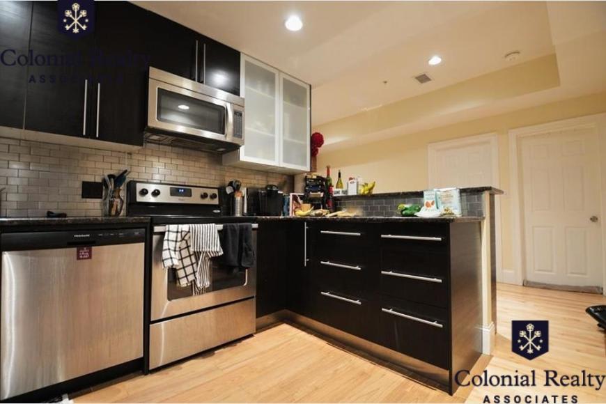 1203 Beacon – photo 1