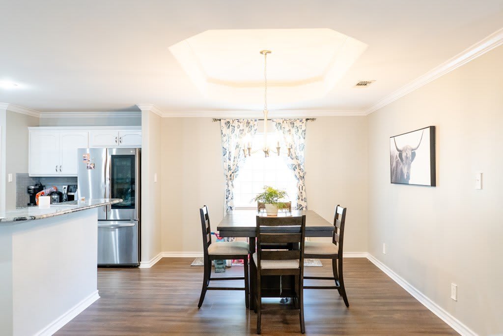 1215 Dorchester Drive – photo 5