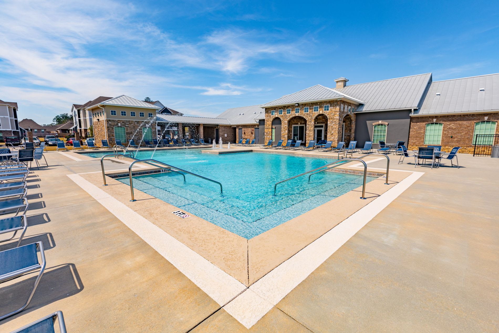 Parkside Grand – photo 1