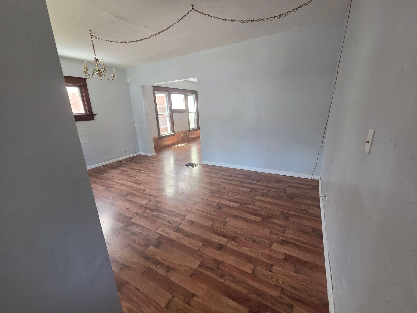 Lower 2 Bedroom Unit – photo 2