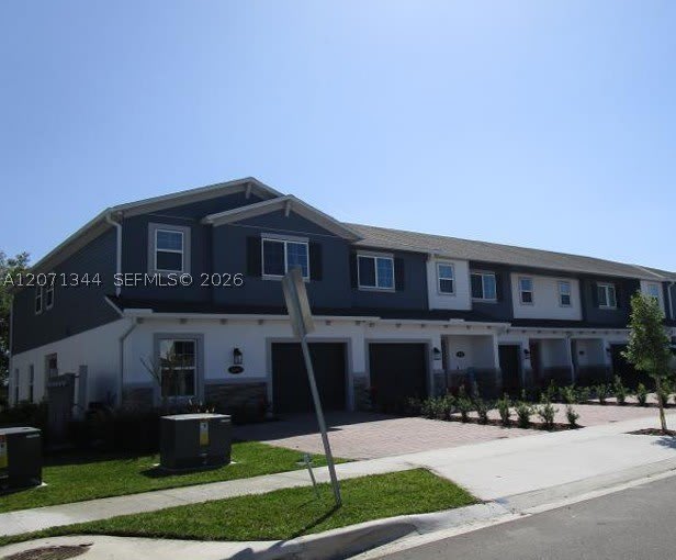 2835 Narcoossee Commons Way – photo 2