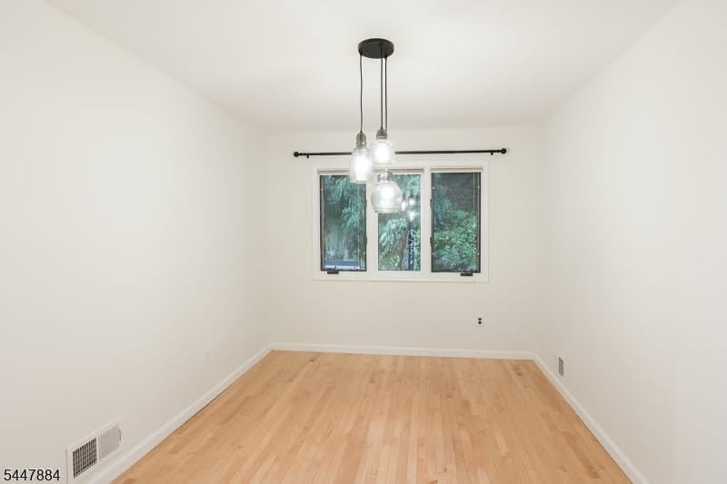 89 Continental Rd – photo 5