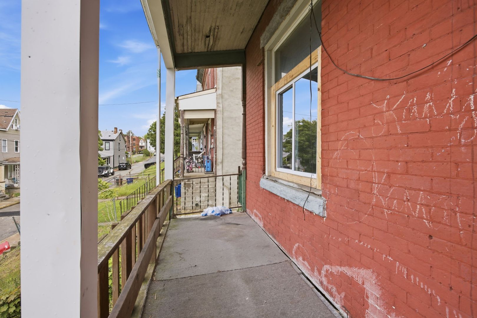 Well-maintained 3BR Home for Rent in Pittsburgh, Section 8 Considered!! – photo 3