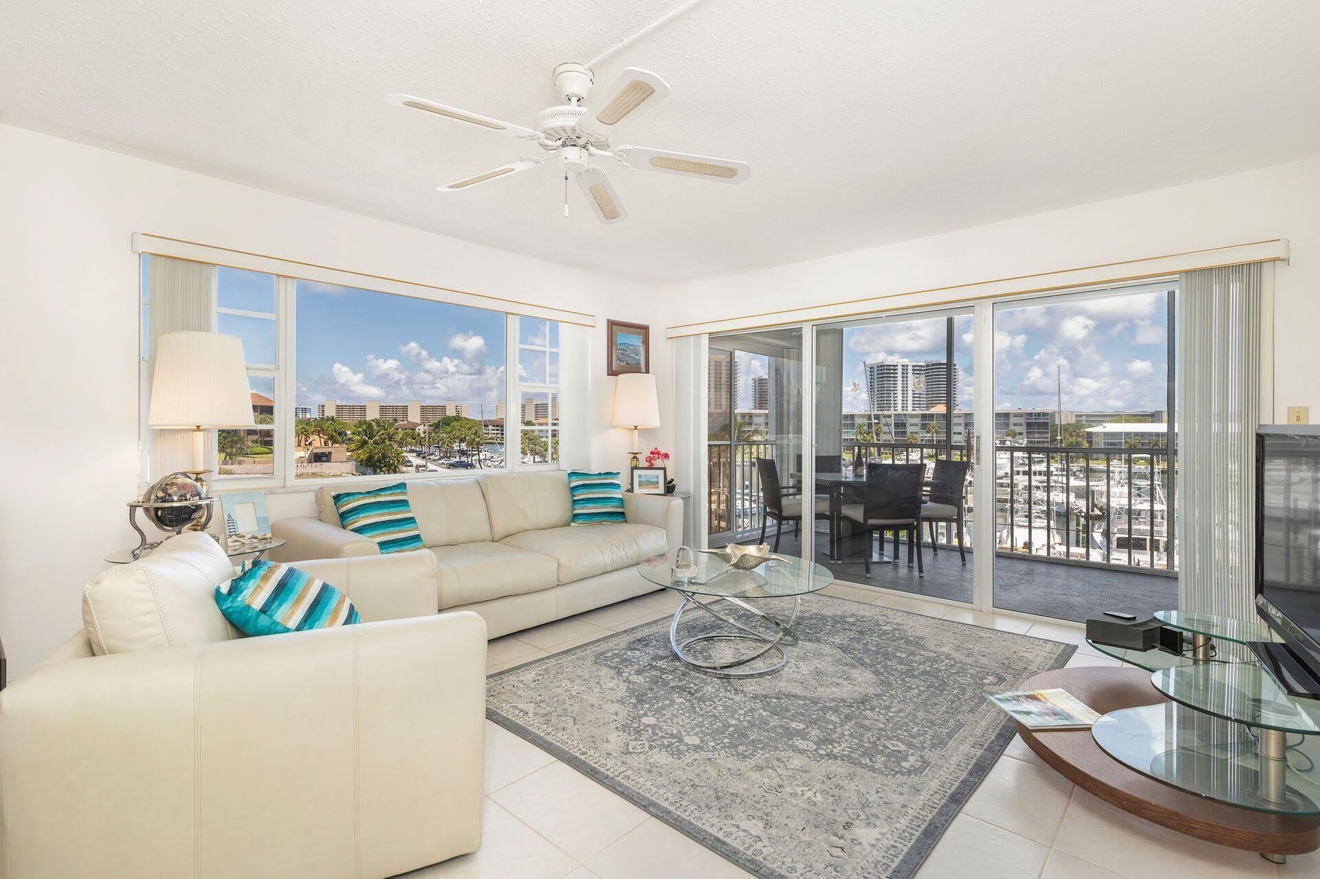 907 Marina Drive – photo 2