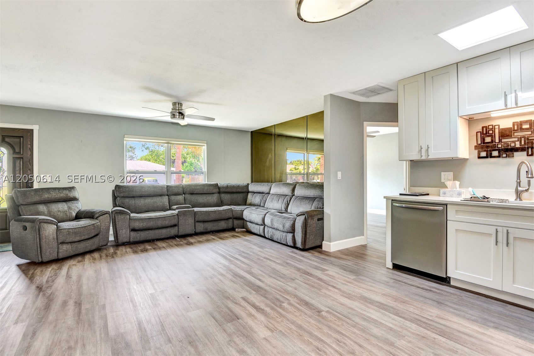 781 Little Pine Dr – photo 2