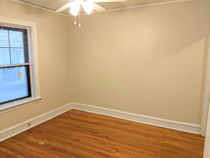 925 Forest Ave – photo 2