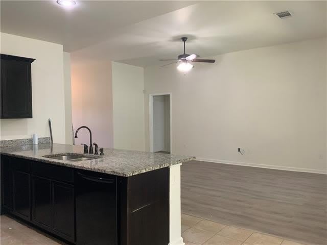 11112 REGENCY Avenue – photo 5