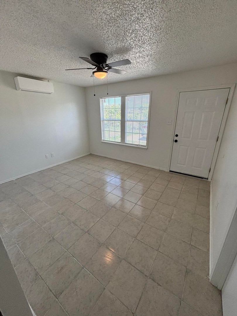 **BEAUTIFUL MORROW RESUB ADDITION HOME** – photo 3