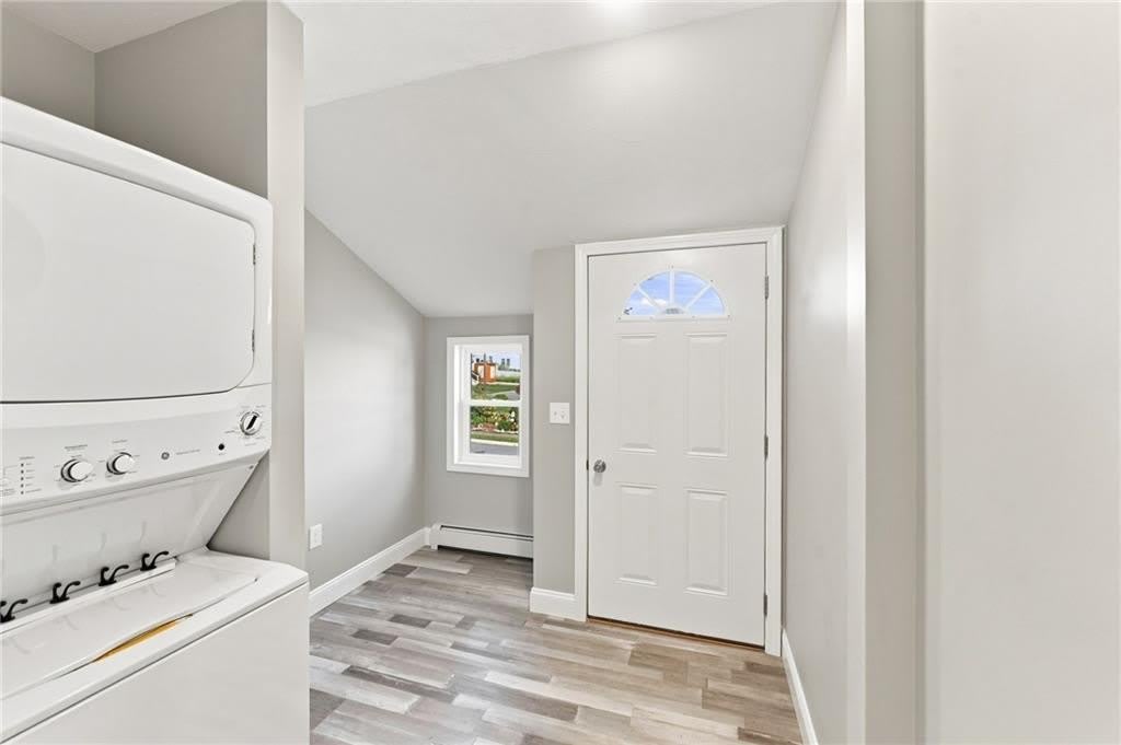 20 Grace Avenue – photo 4
