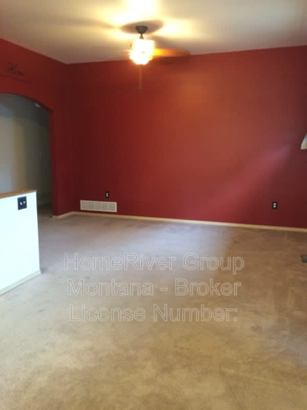 516 Connor Ct – photo 5