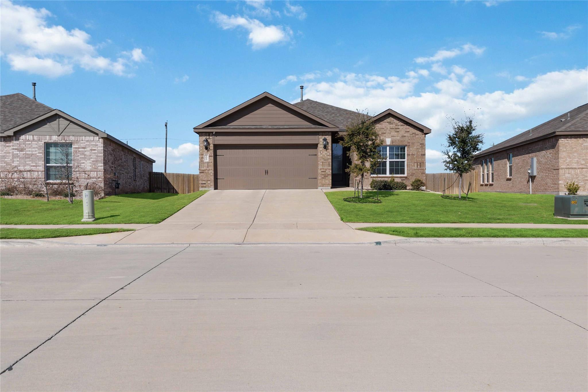 1012 Calhoun Dr – photo 1