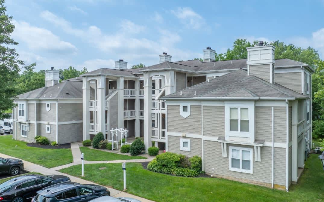 Stonington Farm Apartments – photo 3