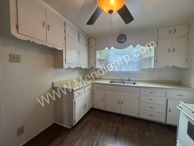 457 Nussbaum Avenue – photo 4