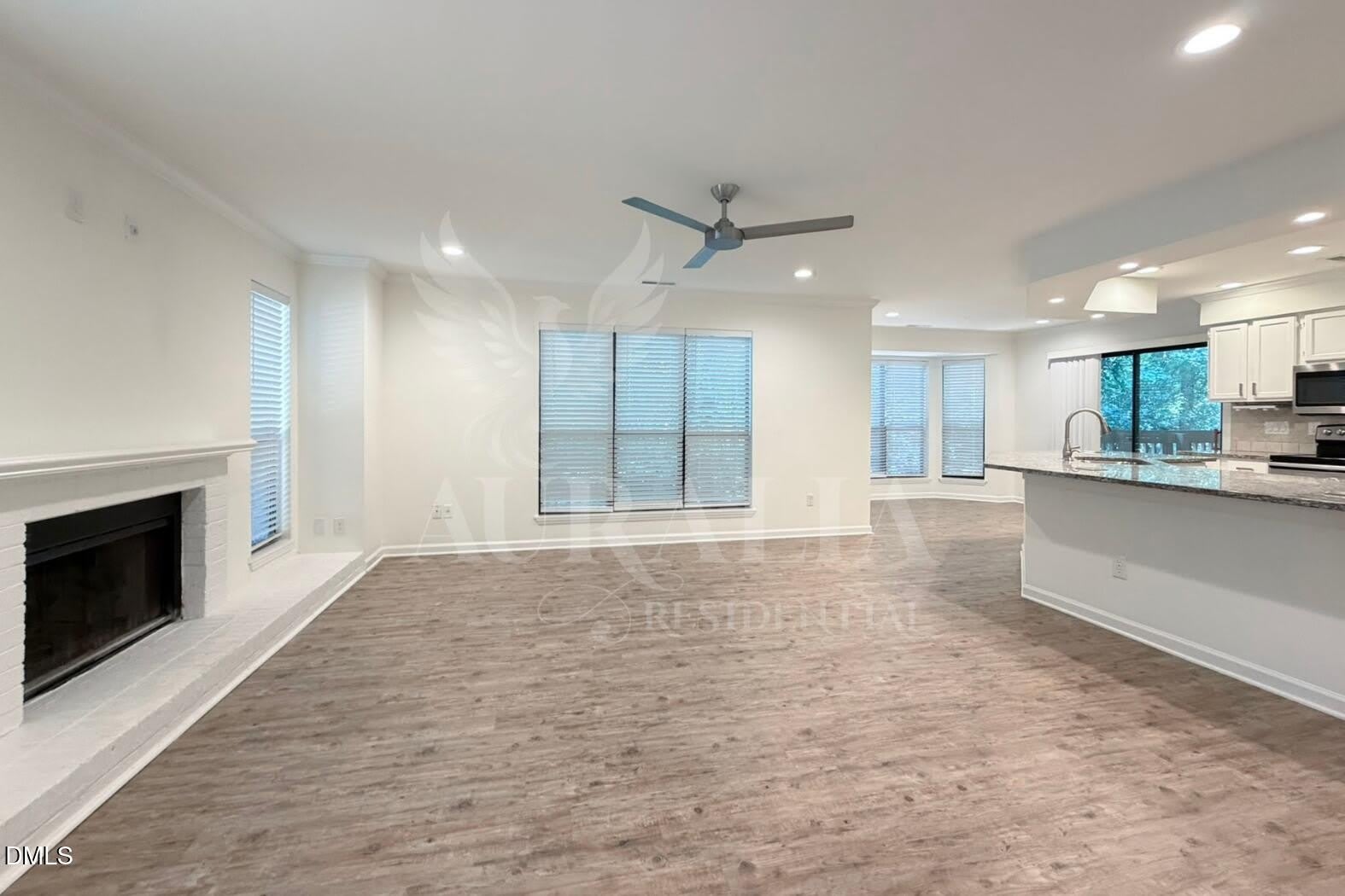 413 New Kent Place – photo 4