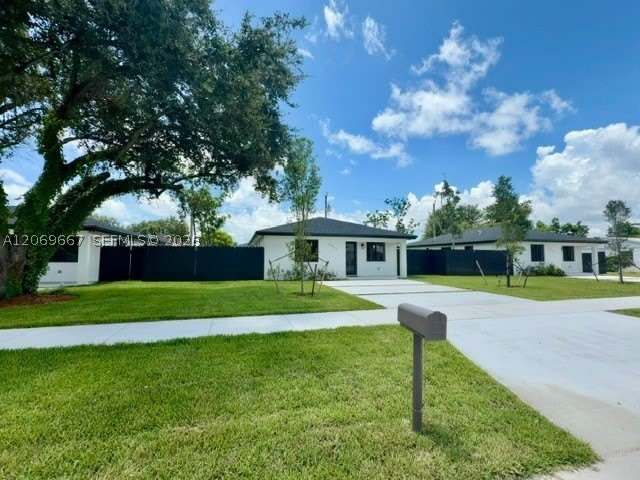 2420 Nw 154Th St – photo 2