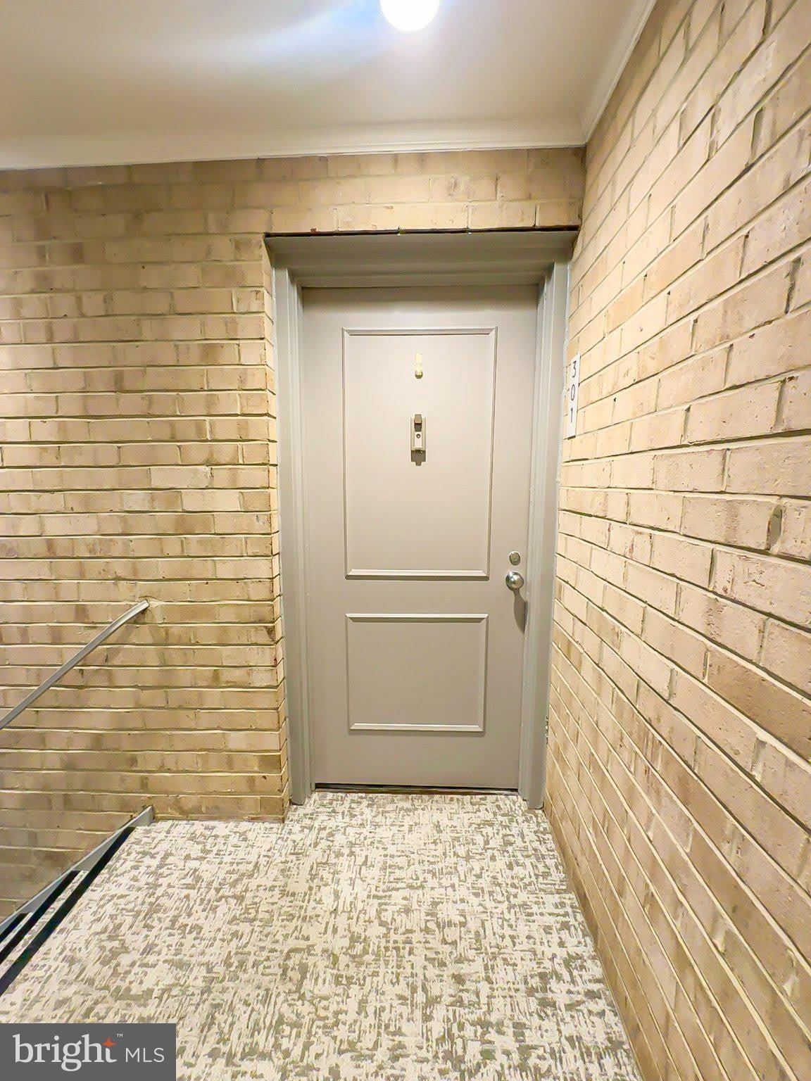 6 MONROE Street – photo 2
