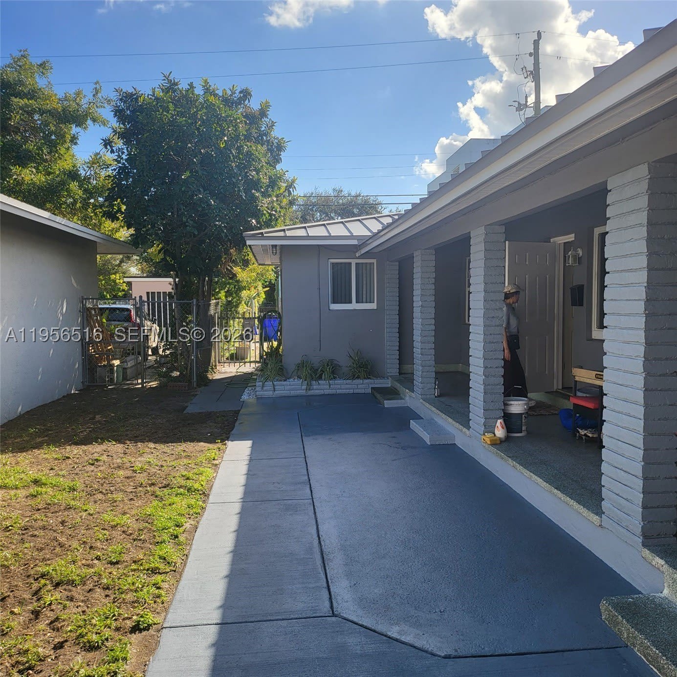 1934 Madison St – photo 2