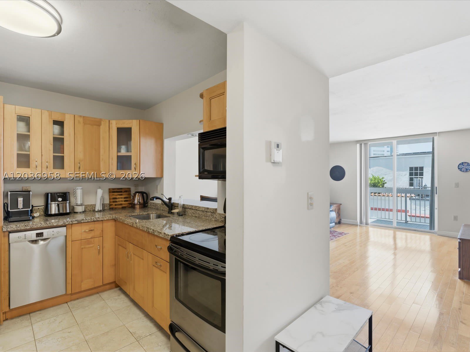 3588 Collins Ave – photo 3