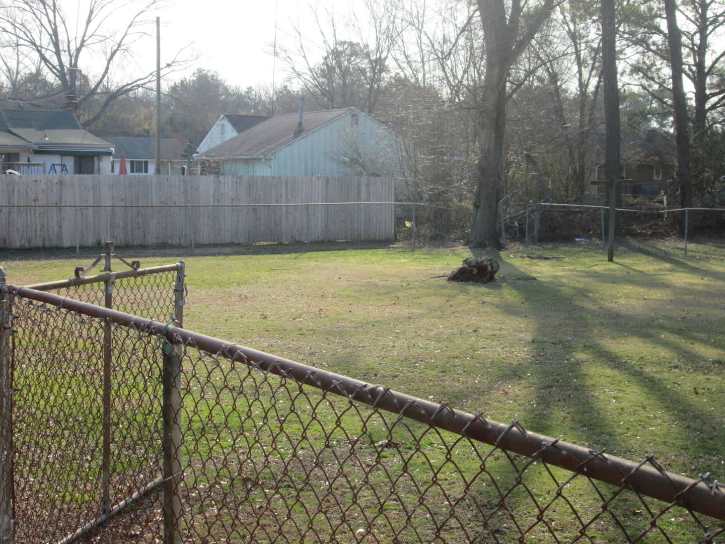 Three Bedroom Highland Springs Home. Available in September – photo 4