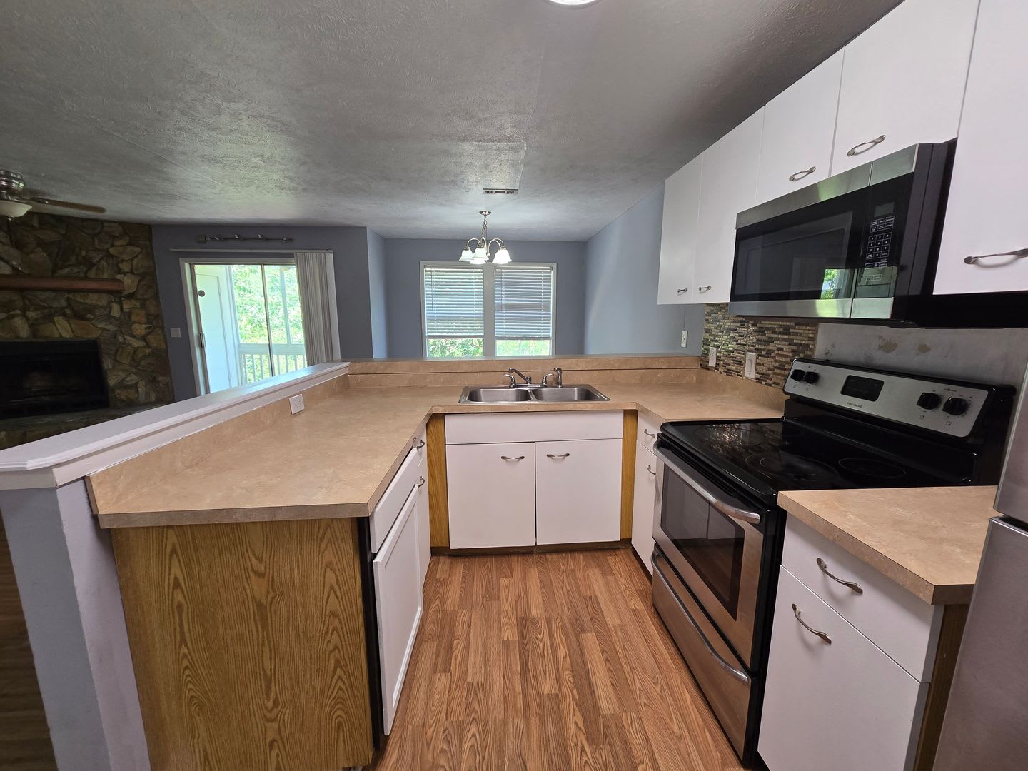 6752-5 Willowbrook ~ Stewarts Creek – photo 4