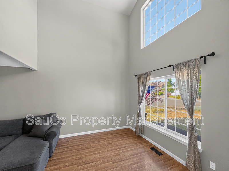 245 Trillium Street – photo 2