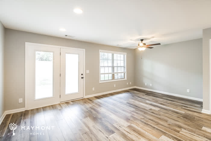 210 Signature Place – photo 4