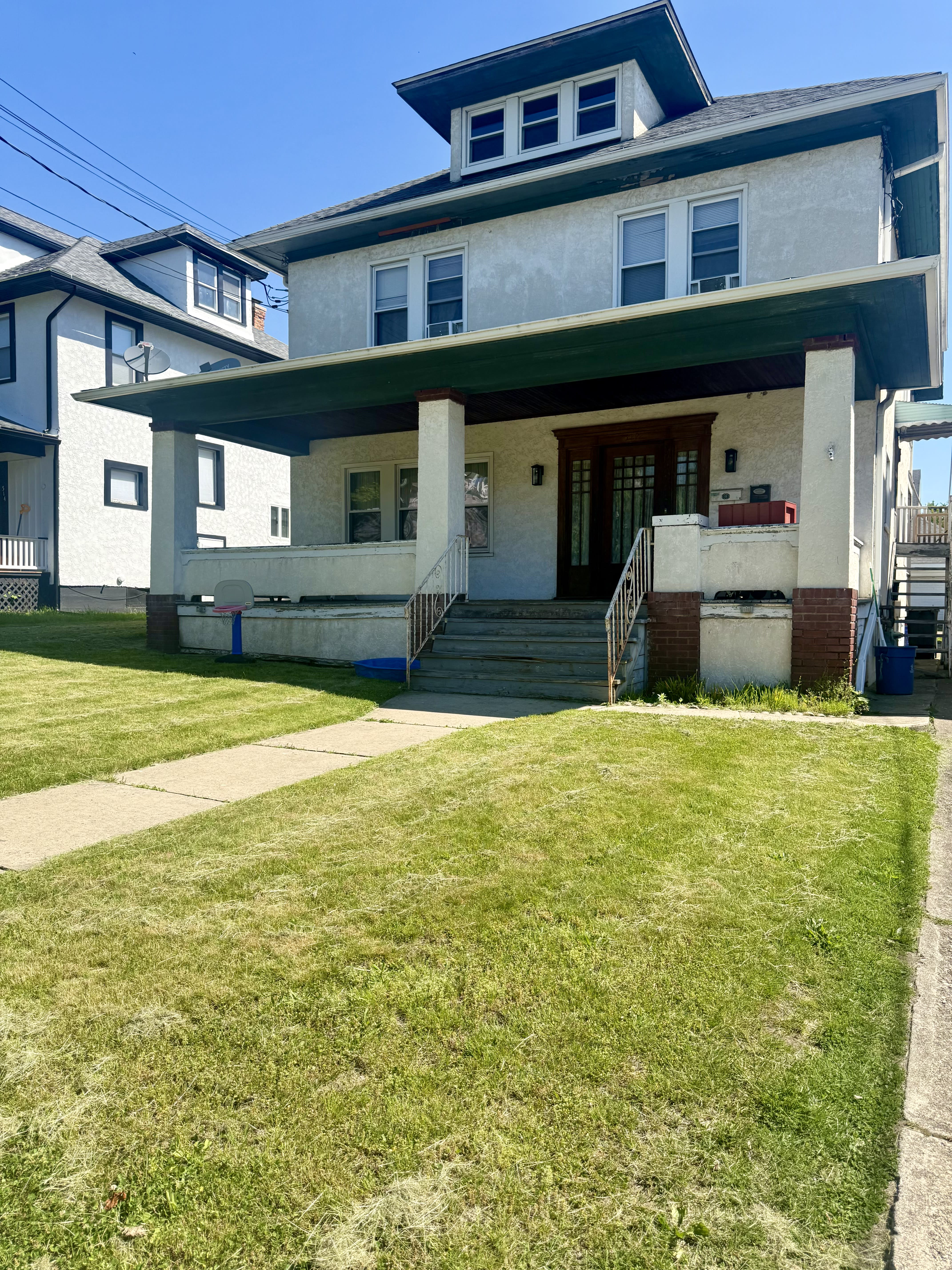 512 Miles Avenue – photo 2