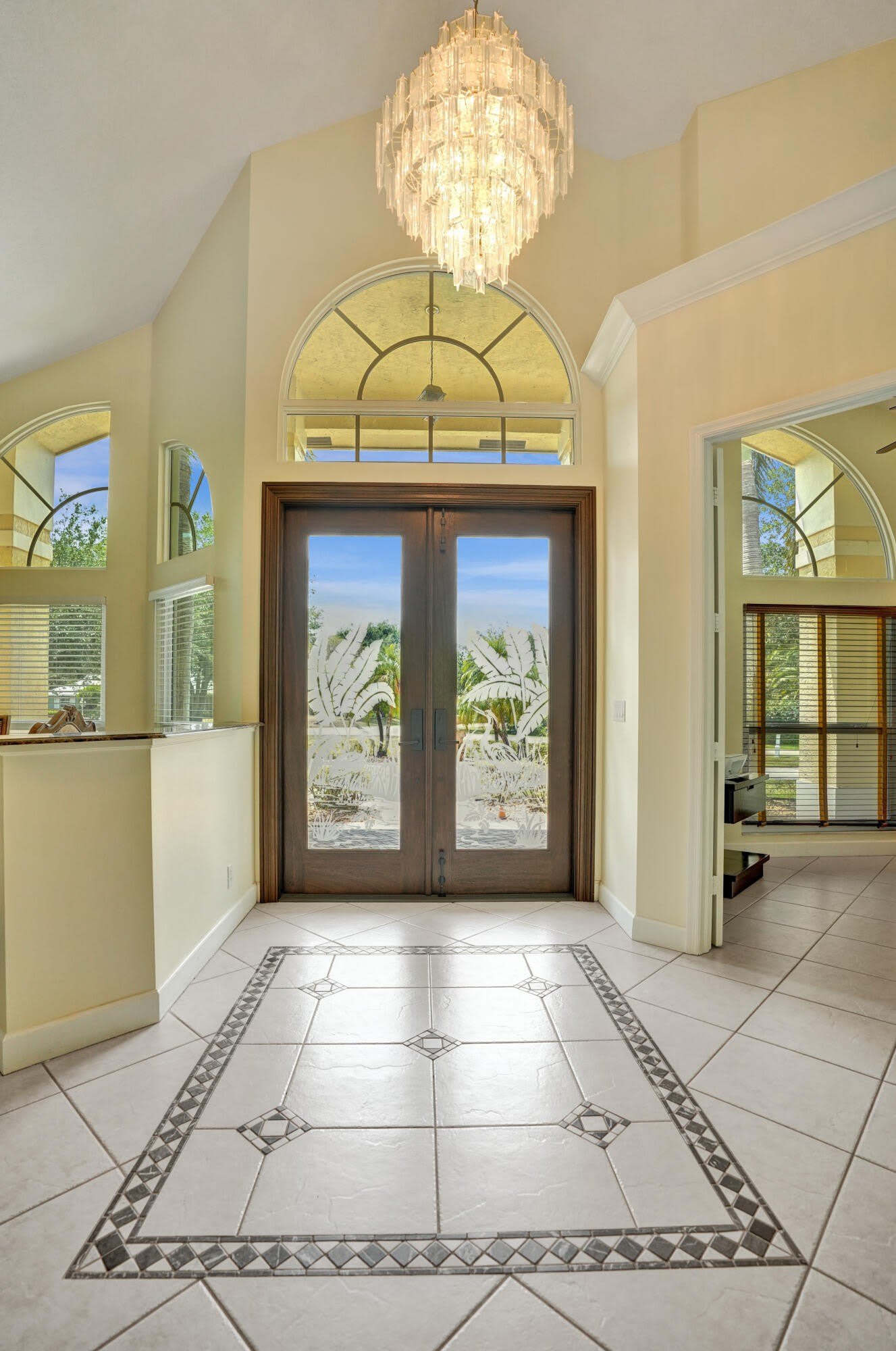 15910 Lindbergh Lane – photo 5