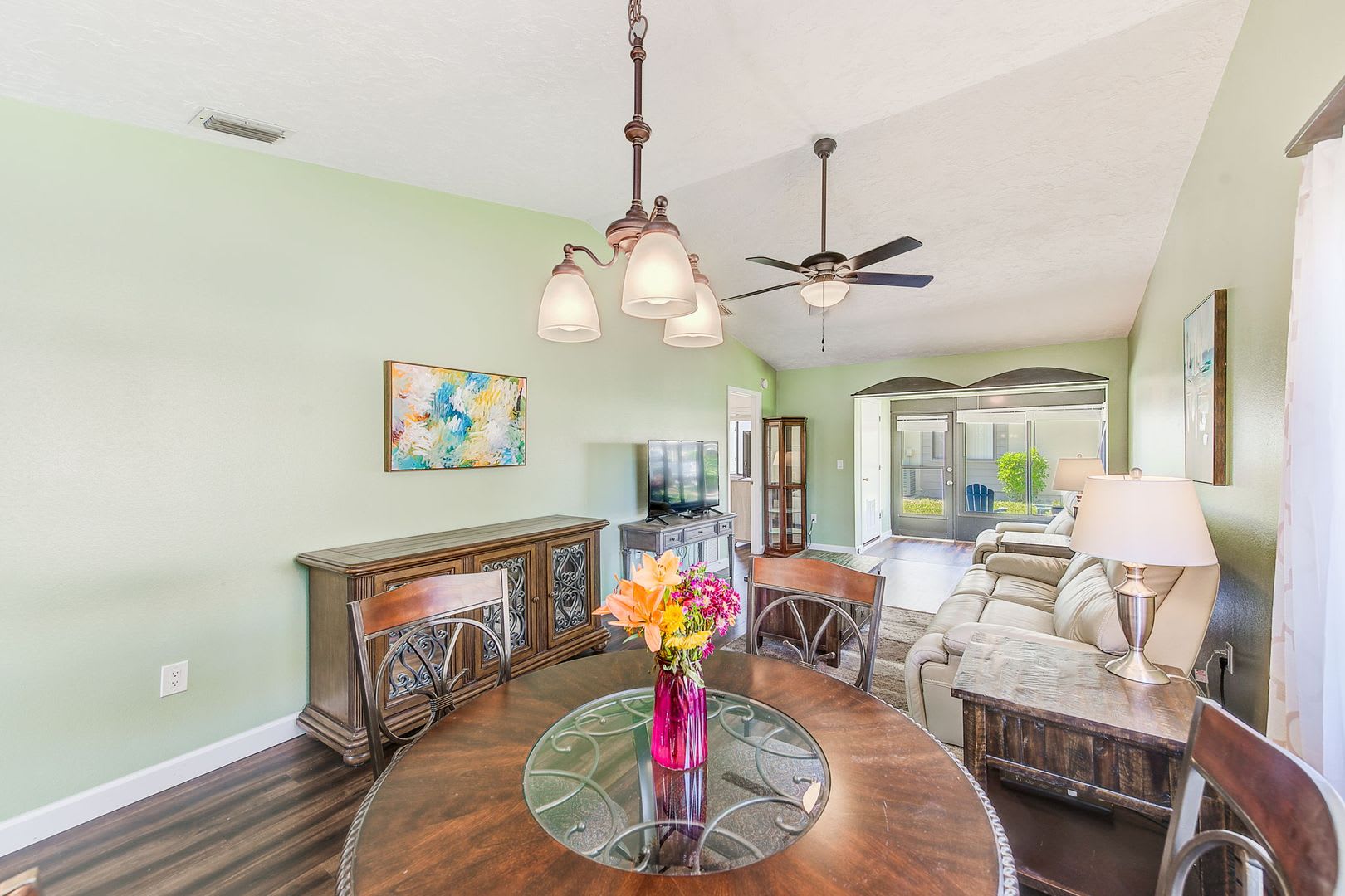 Available for a 9-month rental in the sought-after Huntington Woods community of Bradenton! – photo 4