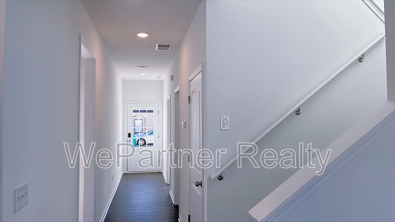 21 Sandstone Dr – photo 2