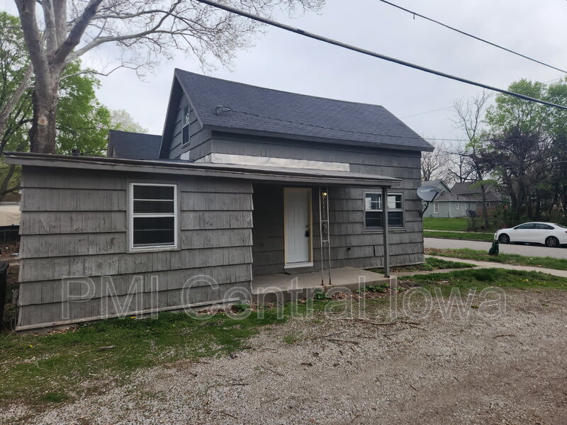 290 E 17th St – photo 2