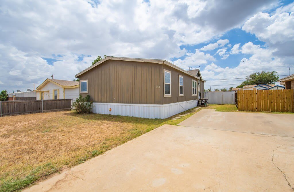314 Dobbs – photo 2