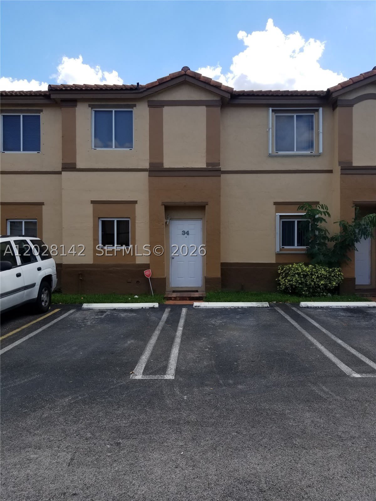 8394 SW 152nd Ave – photo 2