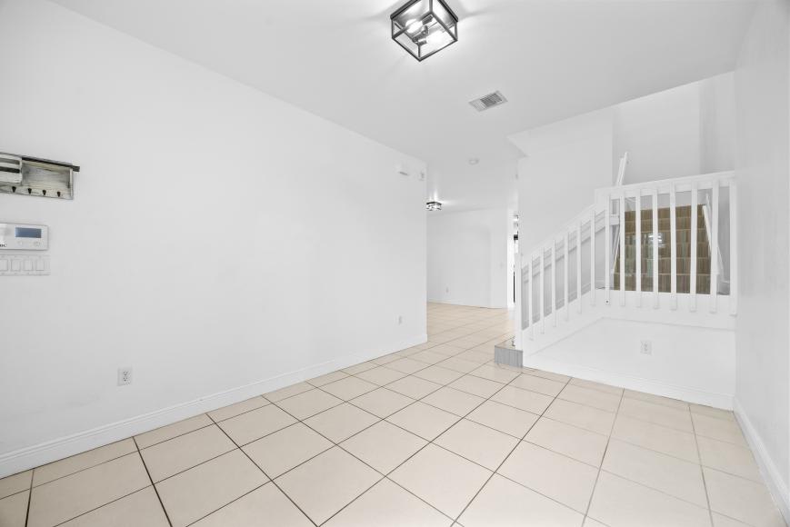21416 NW 13th PL – photo 3
